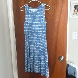 Sleeveless dress